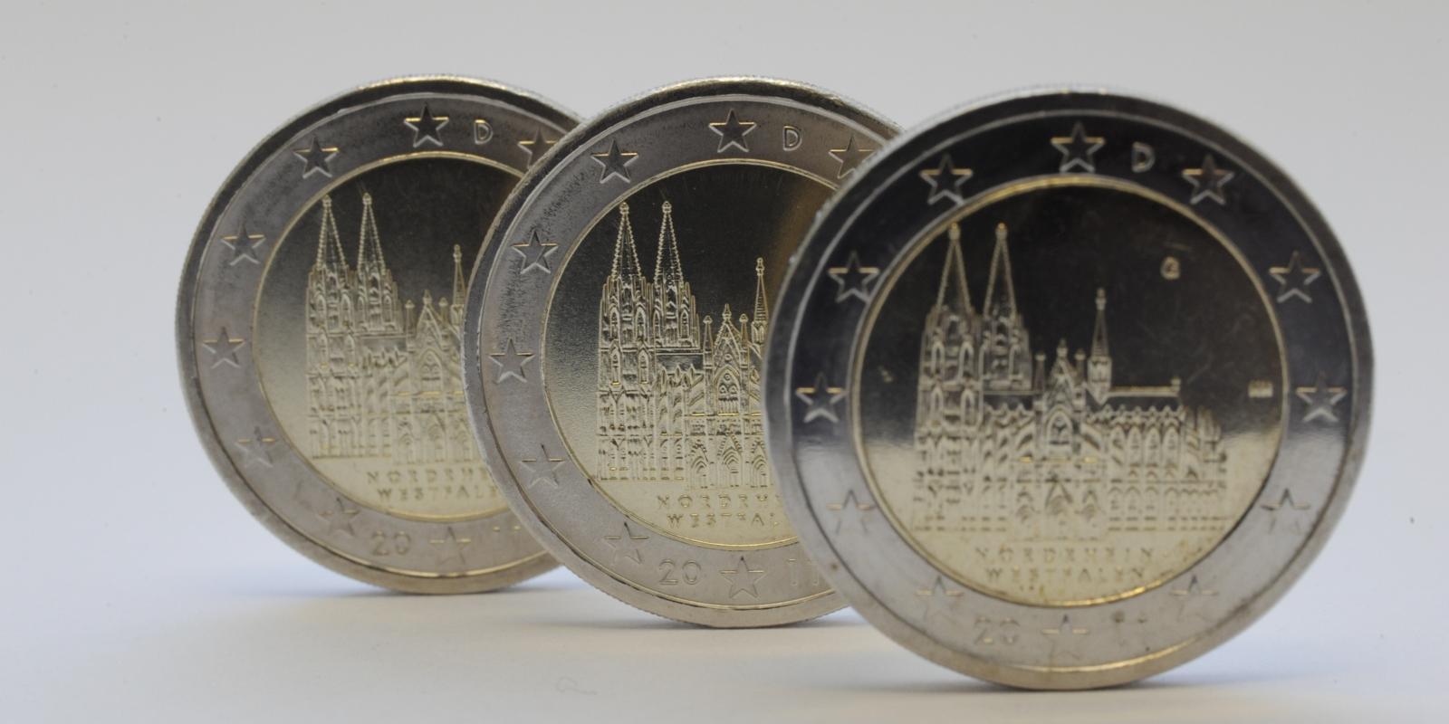 Abbildung des Kölner Domes auf einer Zwei-Euro-Münze Zwei-Euro-Münzen