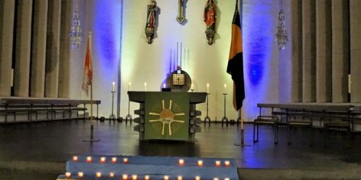 26Frieden_Pfarrkirche_saxlerschm