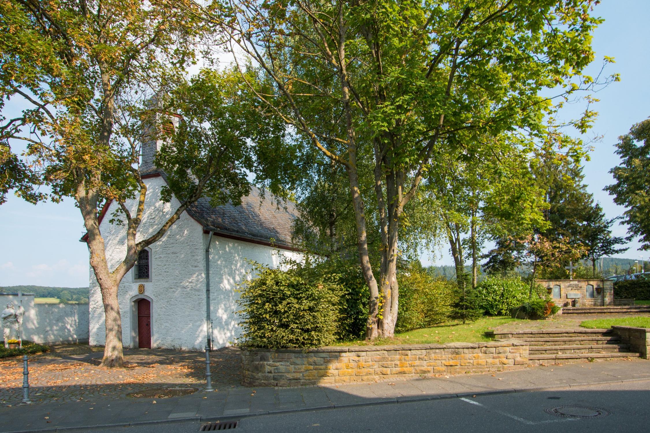 St. Josef Kirche Queckenberg