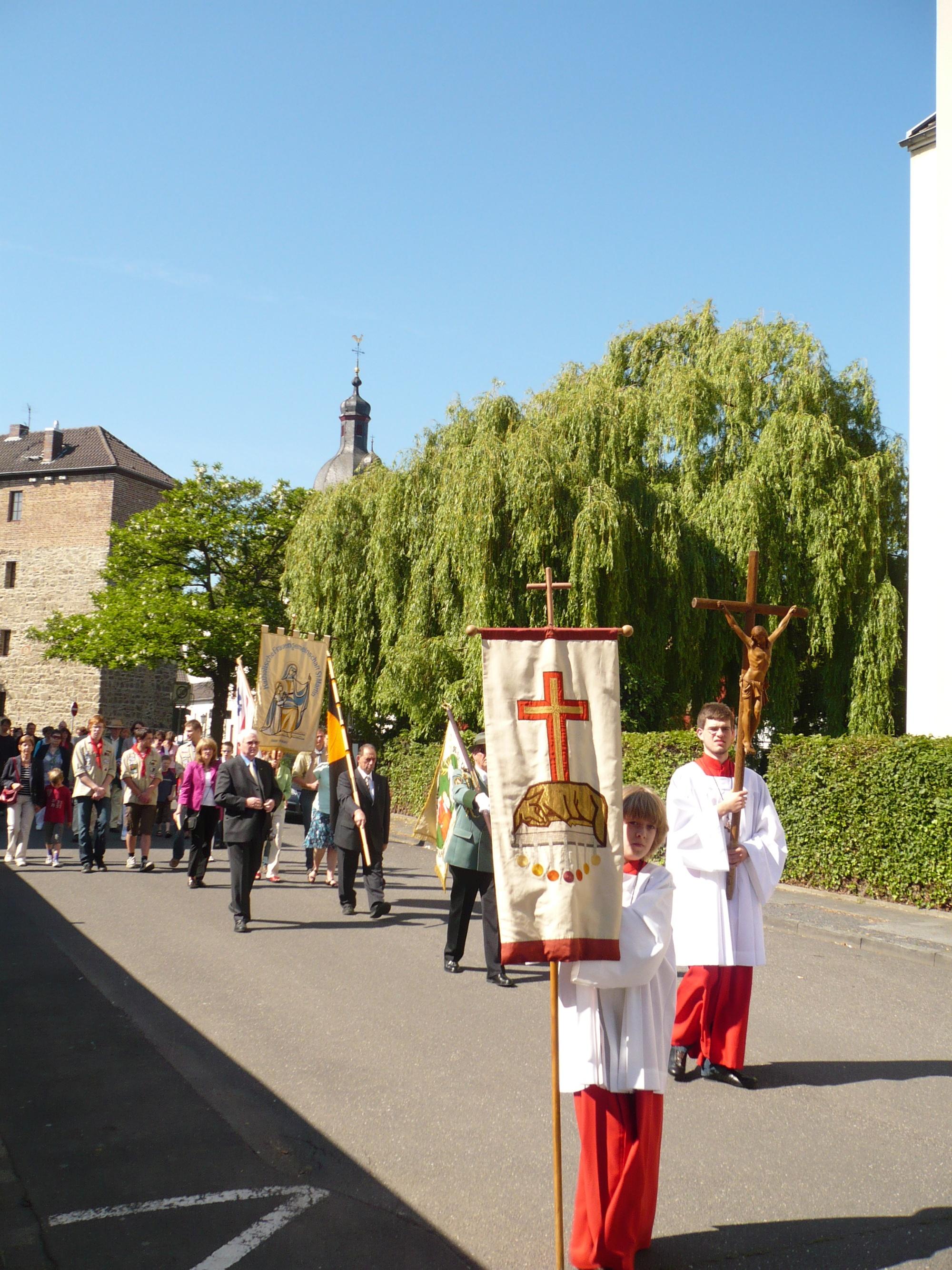 Fronleichnamsprozession in Rheinbach
